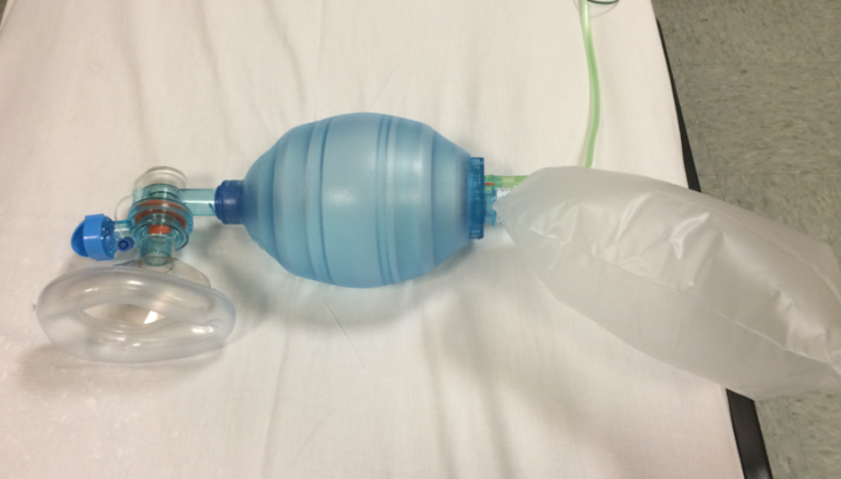 Oxygen Mask, Infant, High Concentration Non-Rebreather, without Vent,  Reservoir Bag, 7ft of Supply Tubing | Tri-anim